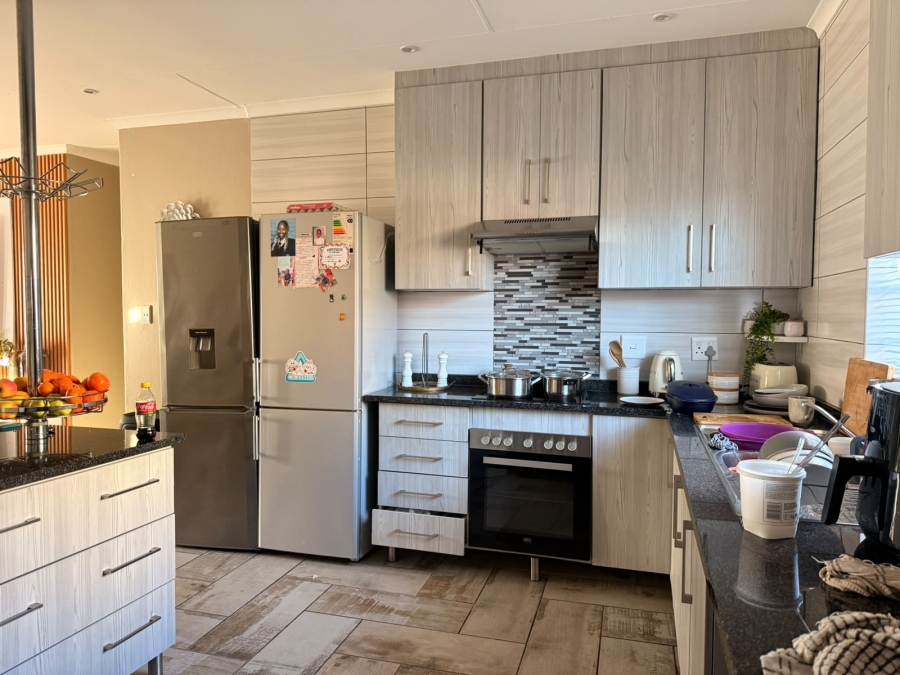 3 Bedroom Property for Sale in Waterkloof East North West